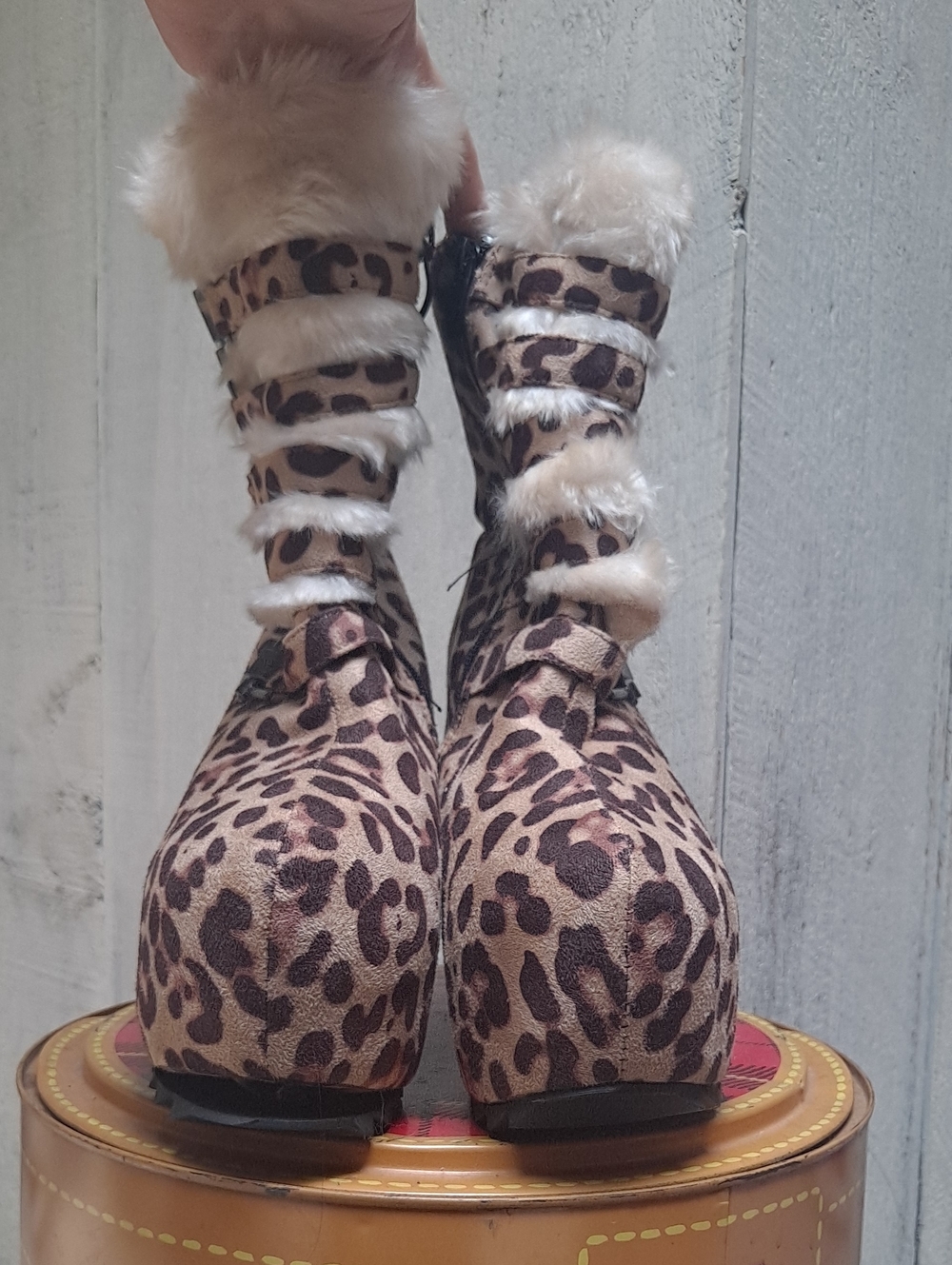 MINGYA Leopard Print Suede platform Boots Cream Fur Trim 7 (39) Festival Punk